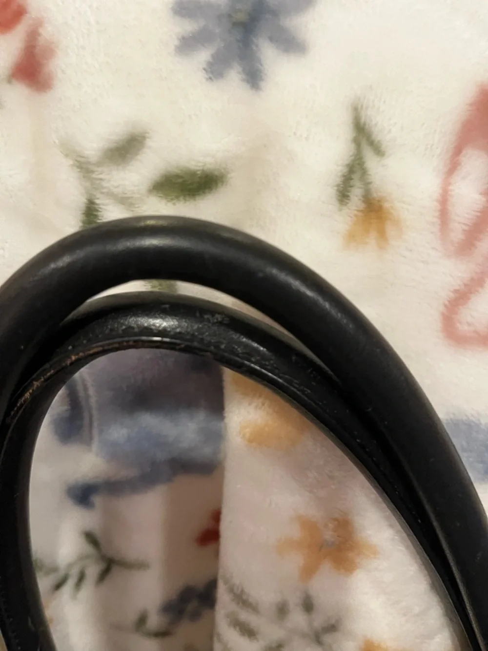 Burberry Black Quilted Leather Shoulder Bag with Gold Hardware - Picture 7 of 7